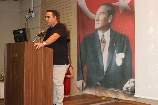 İzmir Atatürk Eğitim ve Araştırma Hastanesi'nde Ödül Töreni Gerçekleşti